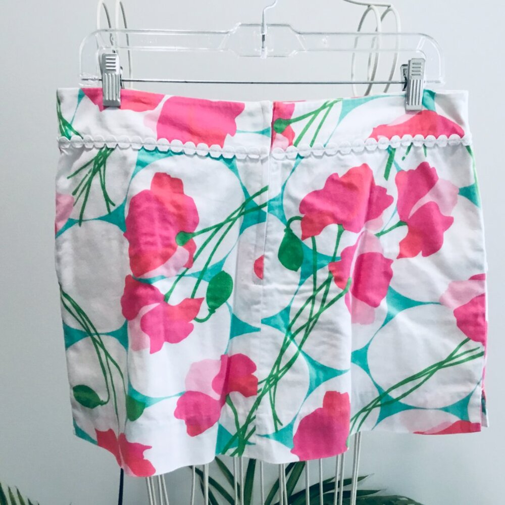 Lilly Pulitzer Pink & White Floral Skort - Size 6 - Picture 3 of 4
